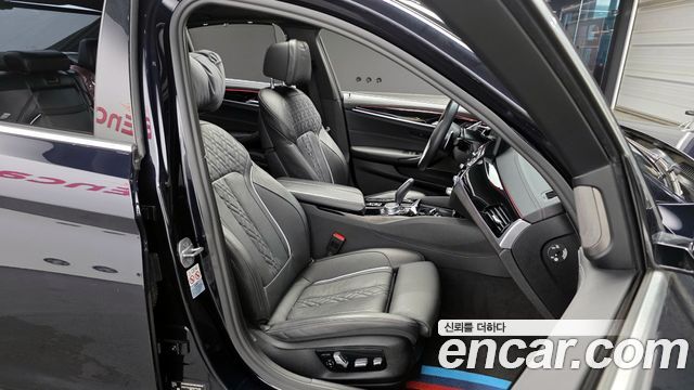 BMW 5 серии 2021 thumb 12
