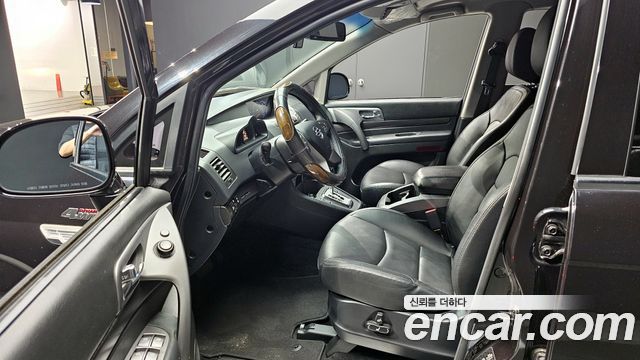 SsangYong Korando 2018 thumb 10