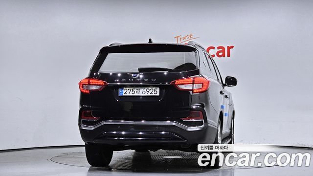 SsangYong Rexton 2018 thumb 5
