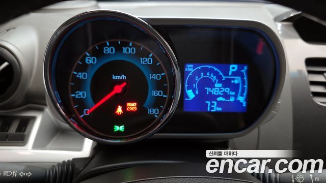 Chevrolet Spark 2014 thumb 8