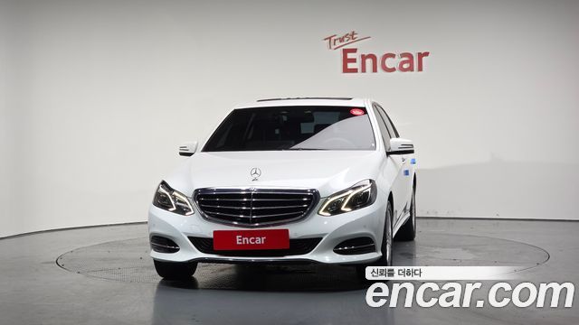 Mercedes-Benz E-Class 2014 thumb 4