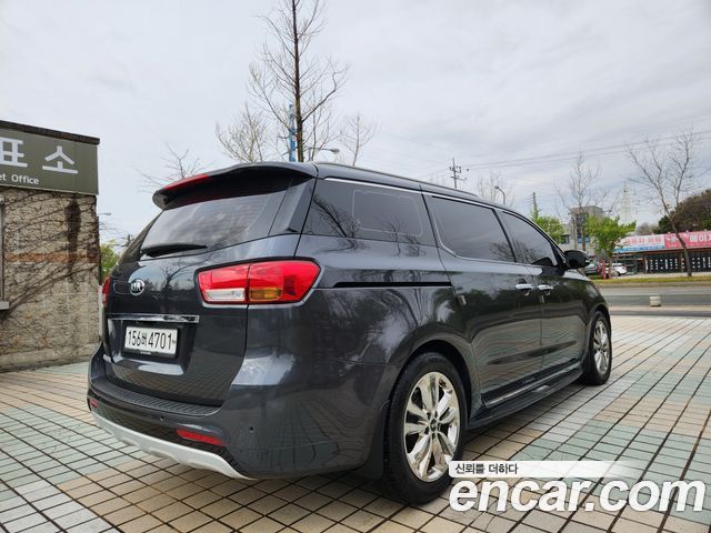 Kia Carnival 2014 thumb 3