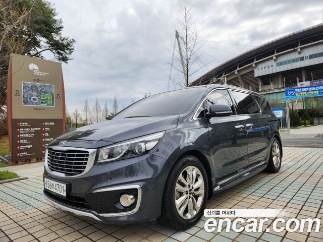 Kia Carnival 2014 thumb 7