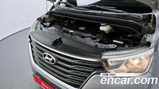 Hyundai Starex 2019 thumb 7