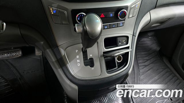 Hyundai Starex 2019 thumb 9