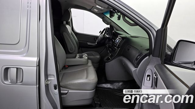 Hyundai Starex 2019 thumb 10