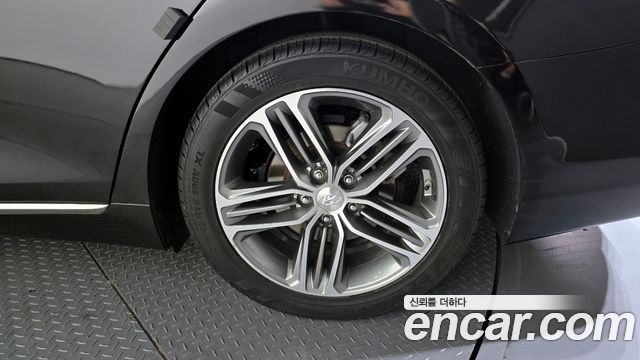 Hyundai Grandeur 2018 thumb 6