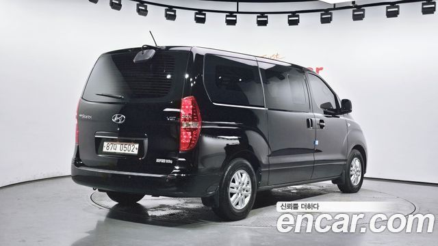 Hyundai Starex 2016 thumb 3