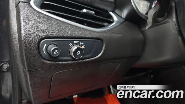 Chevrolet Malibu 2016 thumb 12