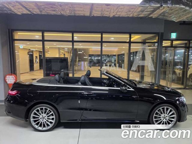 Mercedes-Benz E-Class 2021 thumb 5