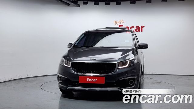 Kia Carnival 2015 thumb 4