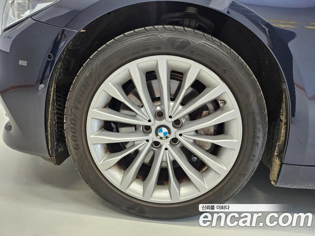 BMW 5 серии 2020 thumb 6
