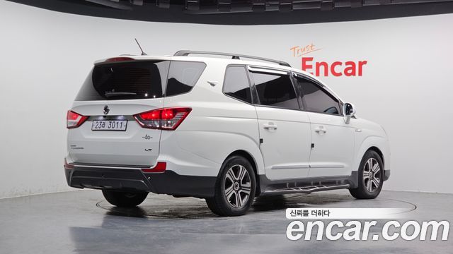 SsangYong Korando 2014 thumb 3
