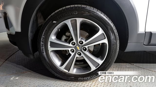 Chevrolet Captiva 2018 thumb 6