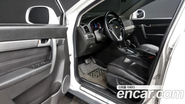 Chevrolet Captiva 2018 thumb 11