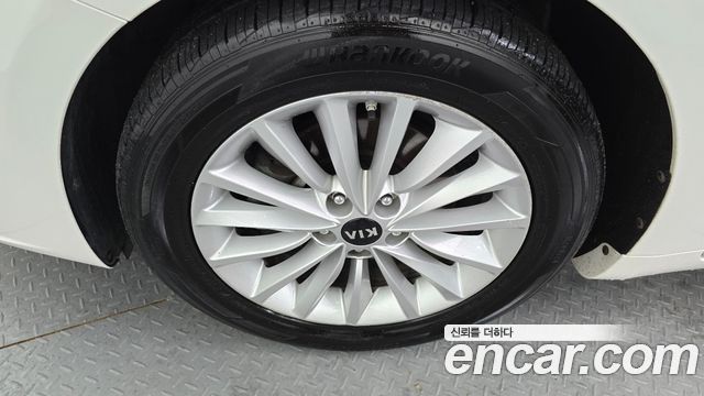 Kia K7 2017 thumb 6