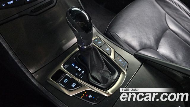 Hyundai Grandeur 2013 thumb 10