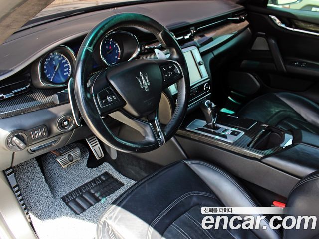 Maserati Quattroporte 2013 thumb 8