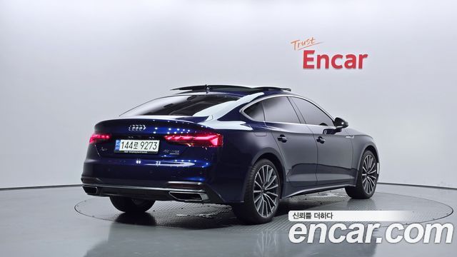 Audi A5 2022 thumb 3