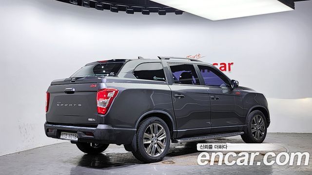 SsangYong Rexton 2018 thumb 3