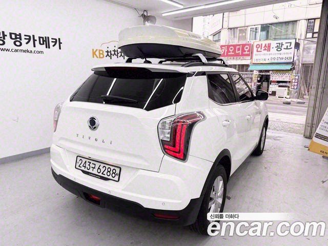 SsangYong Tivoli 2020 thumb 4