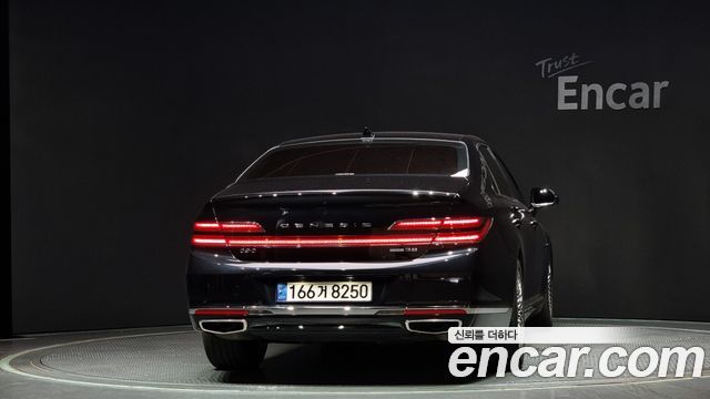 Genesis G90 2019 thumb 4