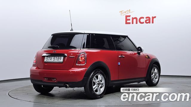Mini Hatch 2011 thumb 3