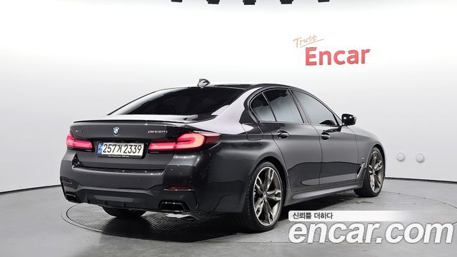 BMW 5 серии 2021 thumb 3