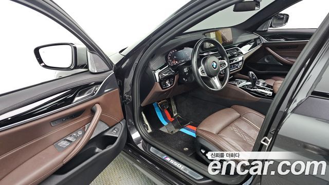 BMW 5 серии 2021 thumb 10