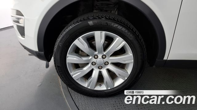 Land Rover Discovery Sport 2016 thumb 5