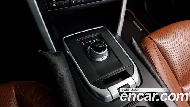 Land Rover Discovery Sport 2016 thumb 9