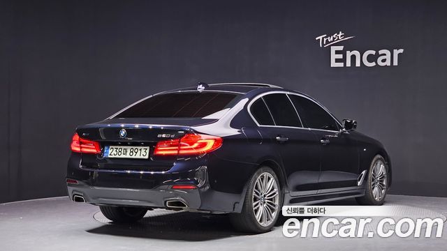 BMW 5 серии 2017 thumb 3