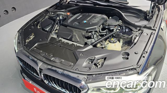BMW 5 серии 2017 thumb 7