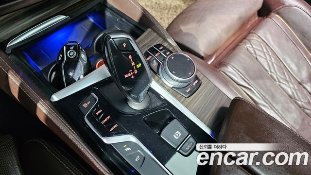 BMW 5 серии 2017 thumb 10