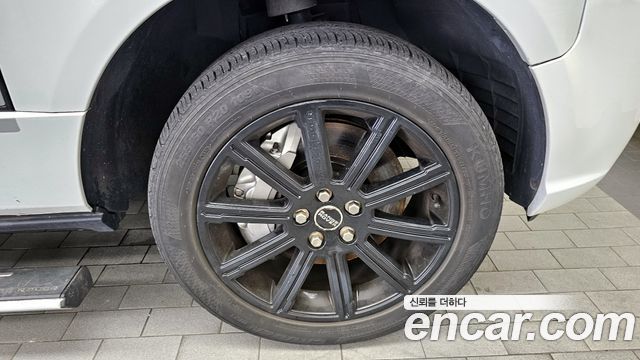 Land Rover Range Rover 2010 thumb 6