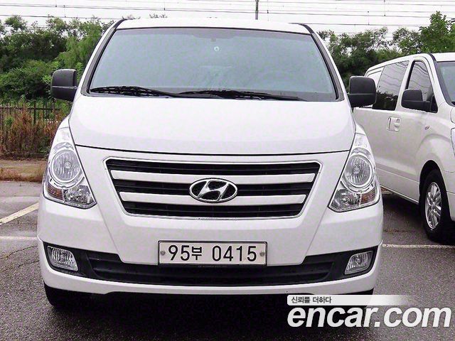 Hyundai Starex 2017 thumb 2