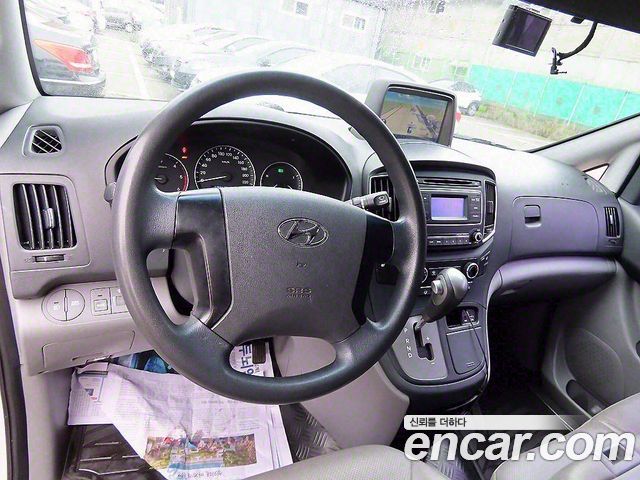 Hyundai Starex 2017 thumb 9