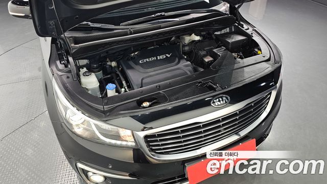 Kia Carnival 2017 thumb 6