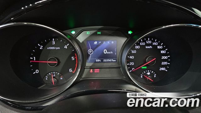 Kia Carnival 2017 thumb 8