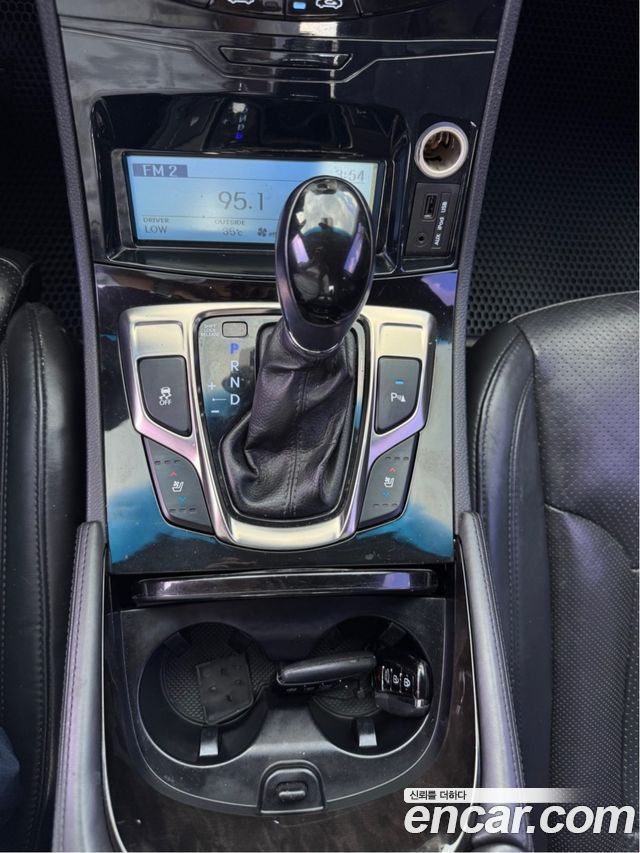 Hyundai Grandeur 2012 thumb 10