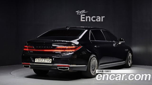 Genesis G90 2019 thumb 3