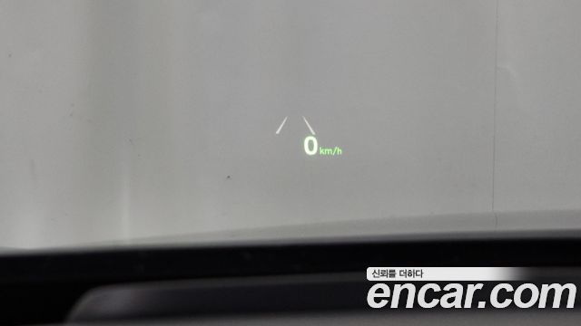Genesis G90 2019 thumb 12