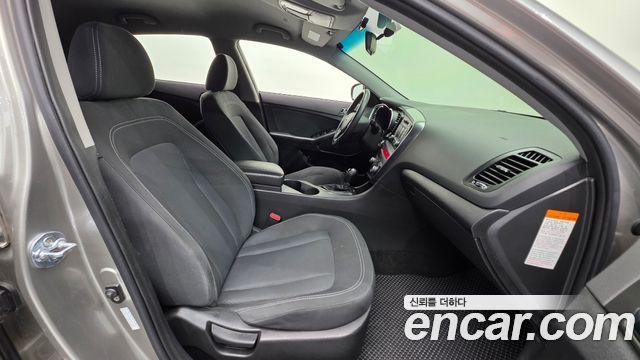 Kia K5 2012 thumb 10