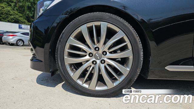 Hyundai Genesis 2016 thumb 6