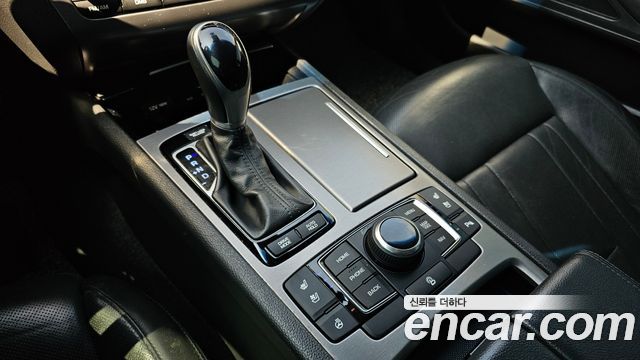 Hyundai Genesis 2016 thumb 9
