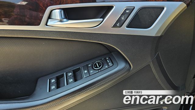 Hyundai Genesis 2016 thumb 12