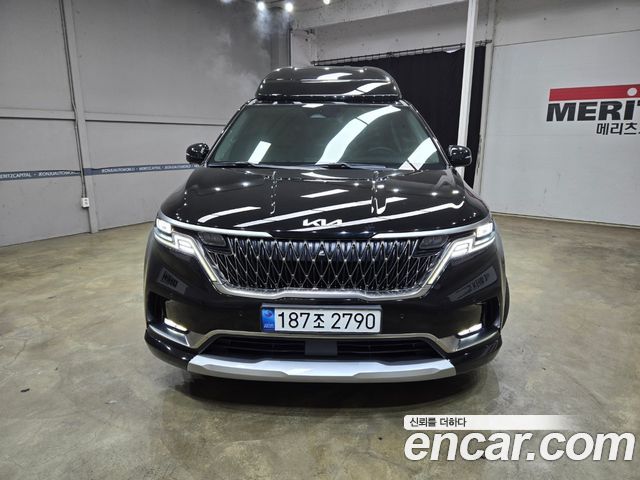Kia Carnival 2022 thumb 3