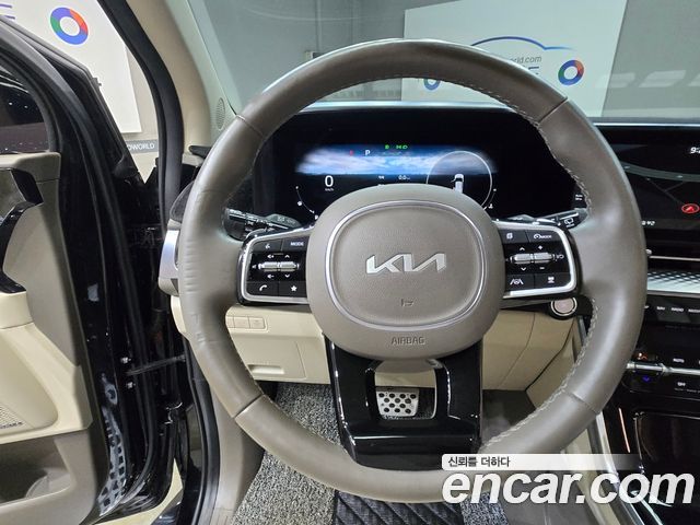 Kia Carnival 2022 thumb 10