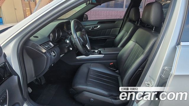 Mercedes-Benz E-Class 2013 thumb 9