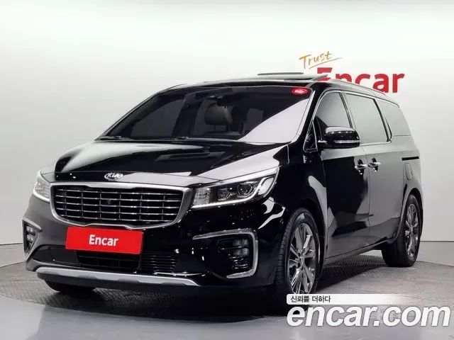 Kia Carnival 2018 thumb 2